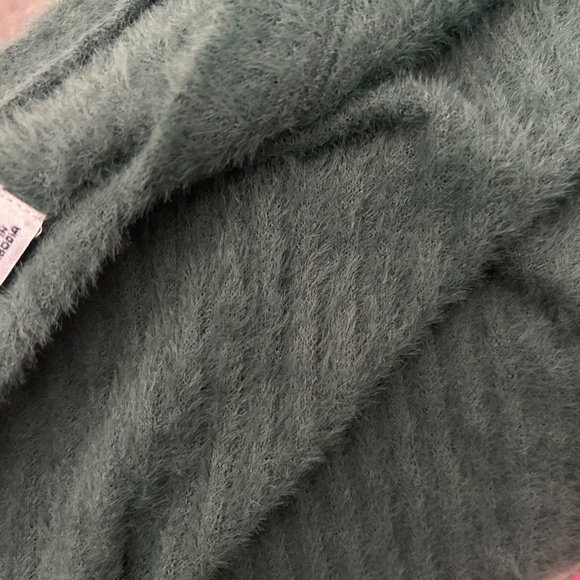 Top - Picture 3 of 3